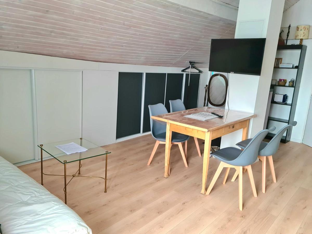 Vaste Studio Chaleureux Chaffois Buitenkant foto