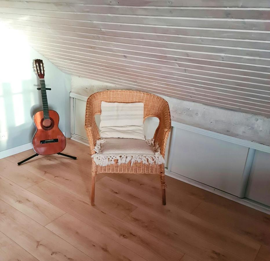 Vaste Studio Chaleureux Chaffois Buitenkant foto